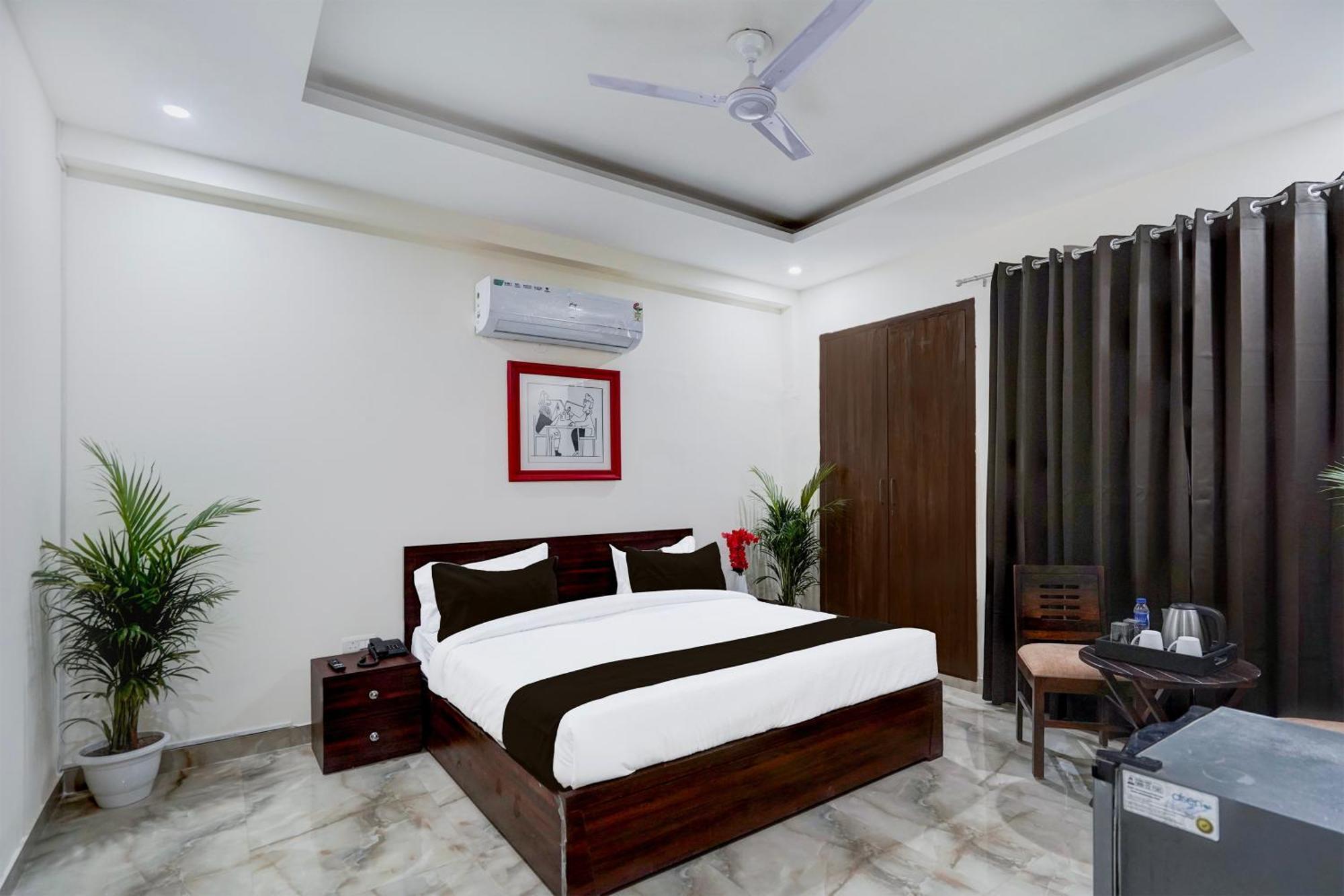 גורגאון Townhouse Delight Inn מראה חיצוני תמונה