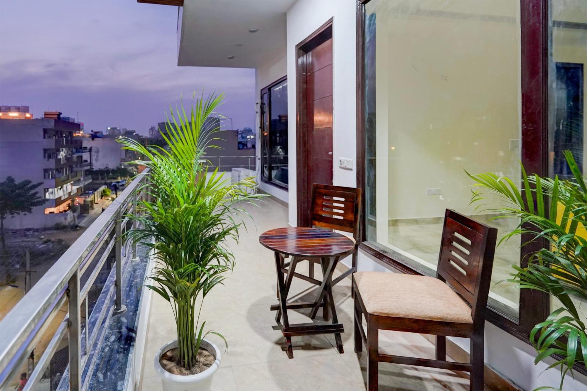 גורגאון Townhouse Delight Inn מראה חיצוני תמונה