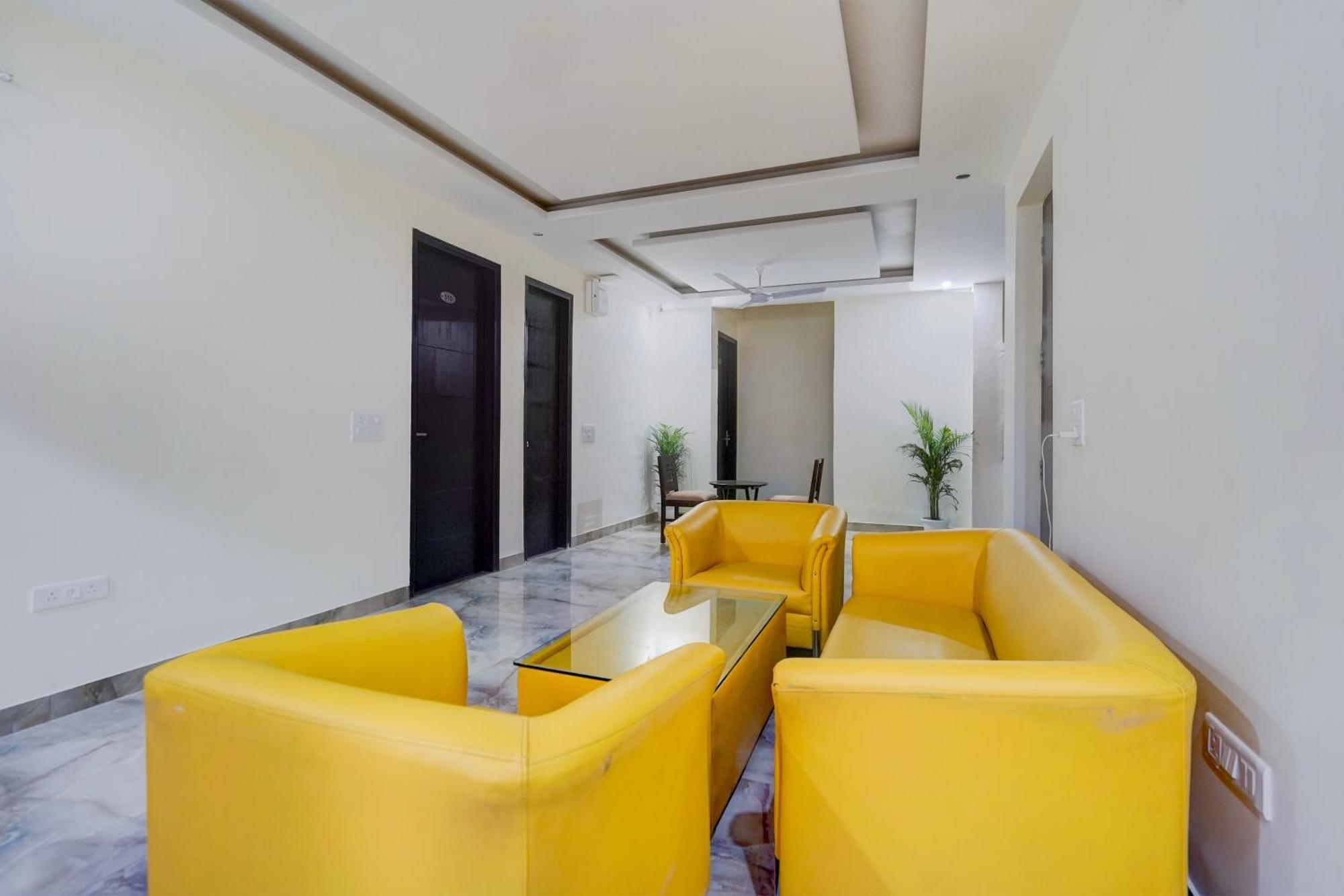 גורגאון Townhouse Delight Inn מראה חיצוני תמונה