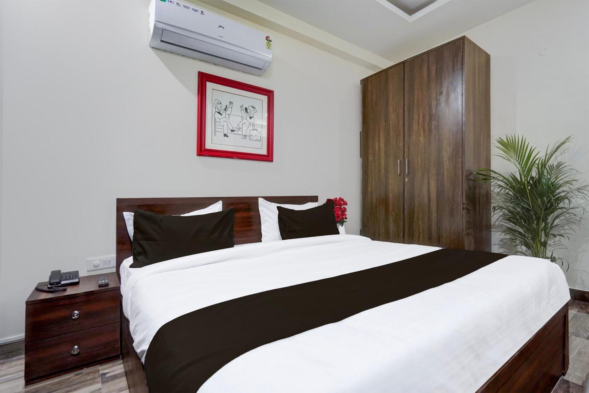 גורגאון Townhouse Delight Inn מראה חיצוני תמונה