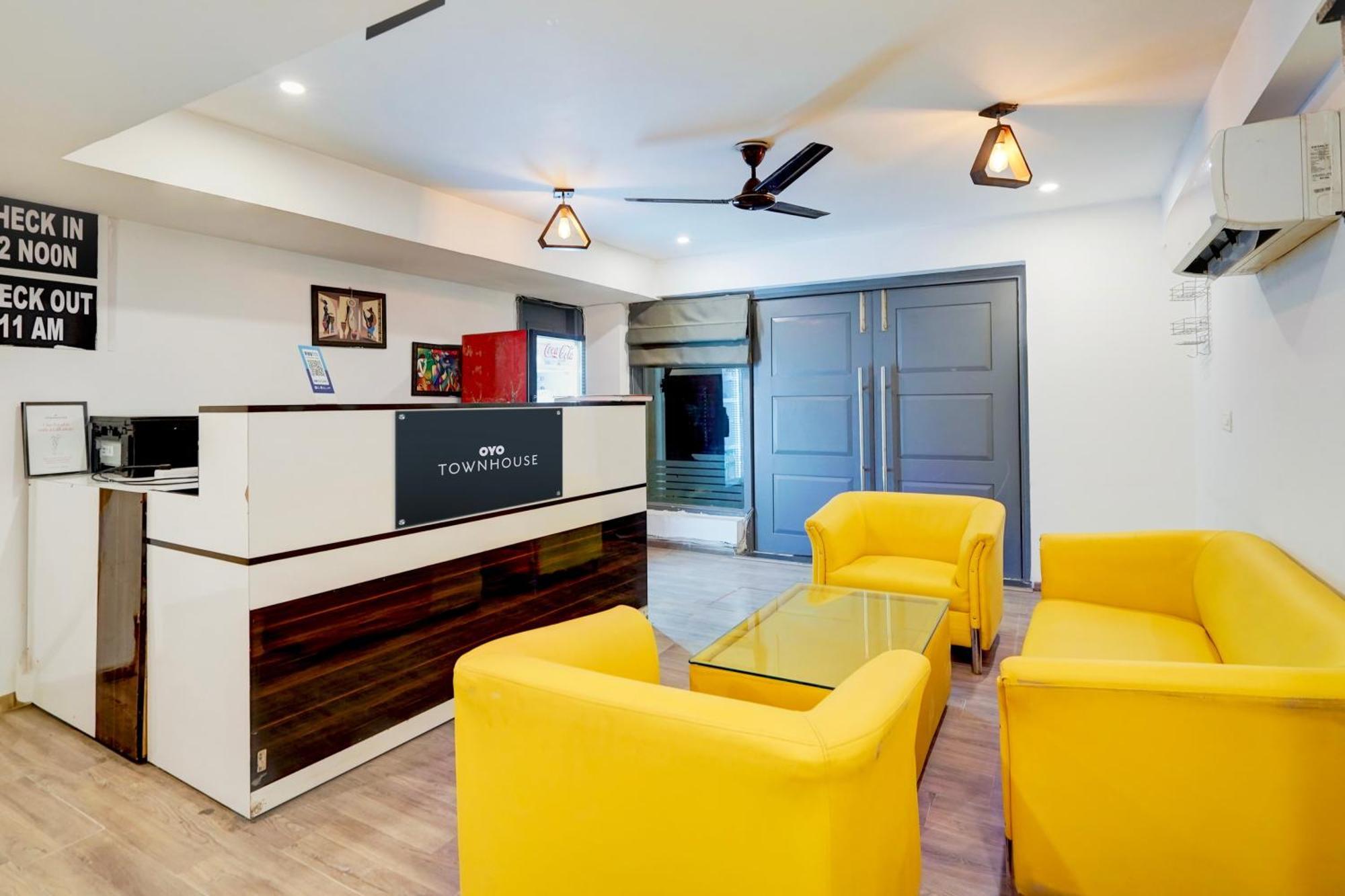 גורגאון Townhouse Delight Inn מראה חיצוני תמונה