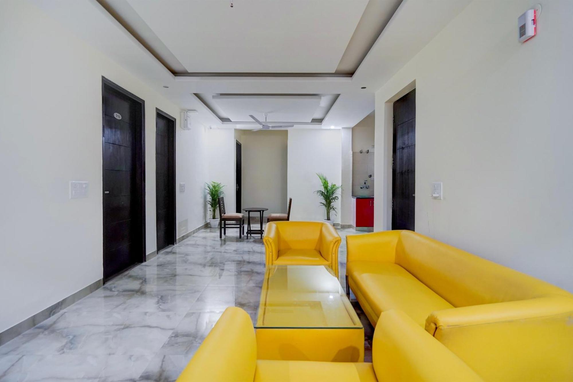 גורגאון Townhouse Delight Inn מראה חיצוני תמונה