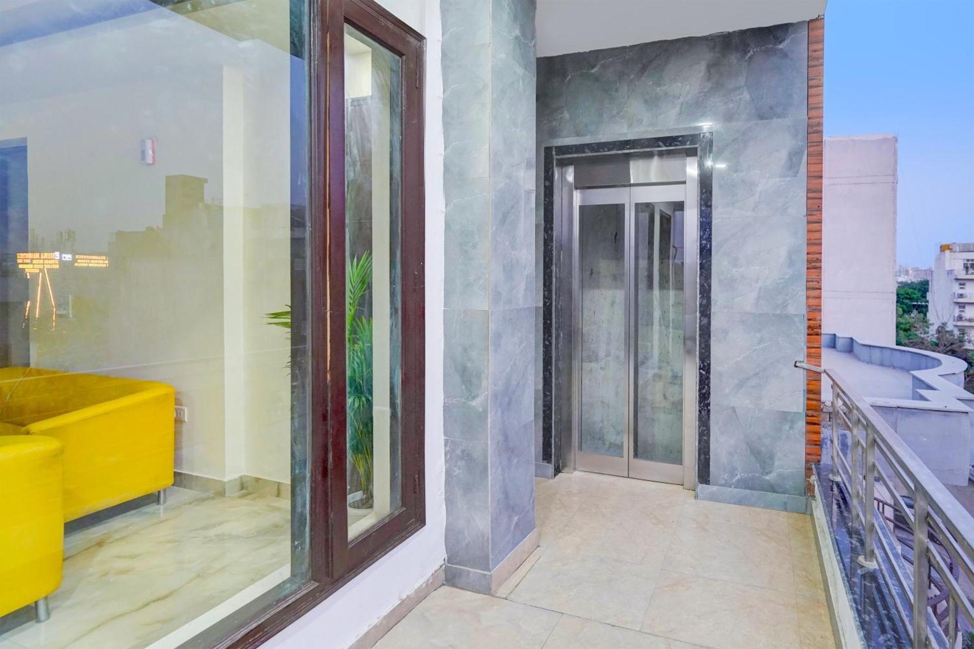 גורגאון Townhouse Delight Inn מראה חיצוני תמונה