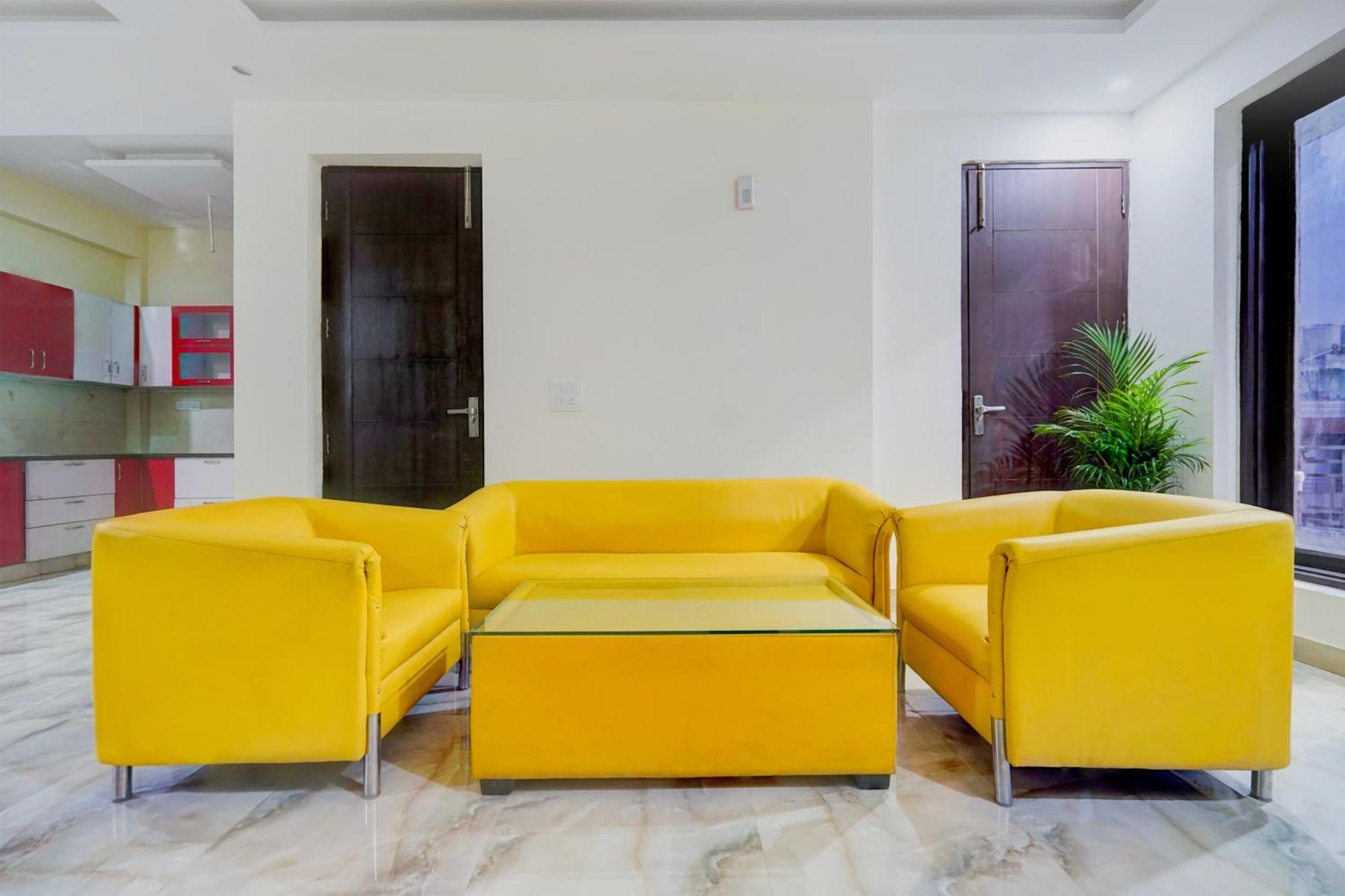 גורגאון Townhouse Delight Inn מראה חיצוני תמונה