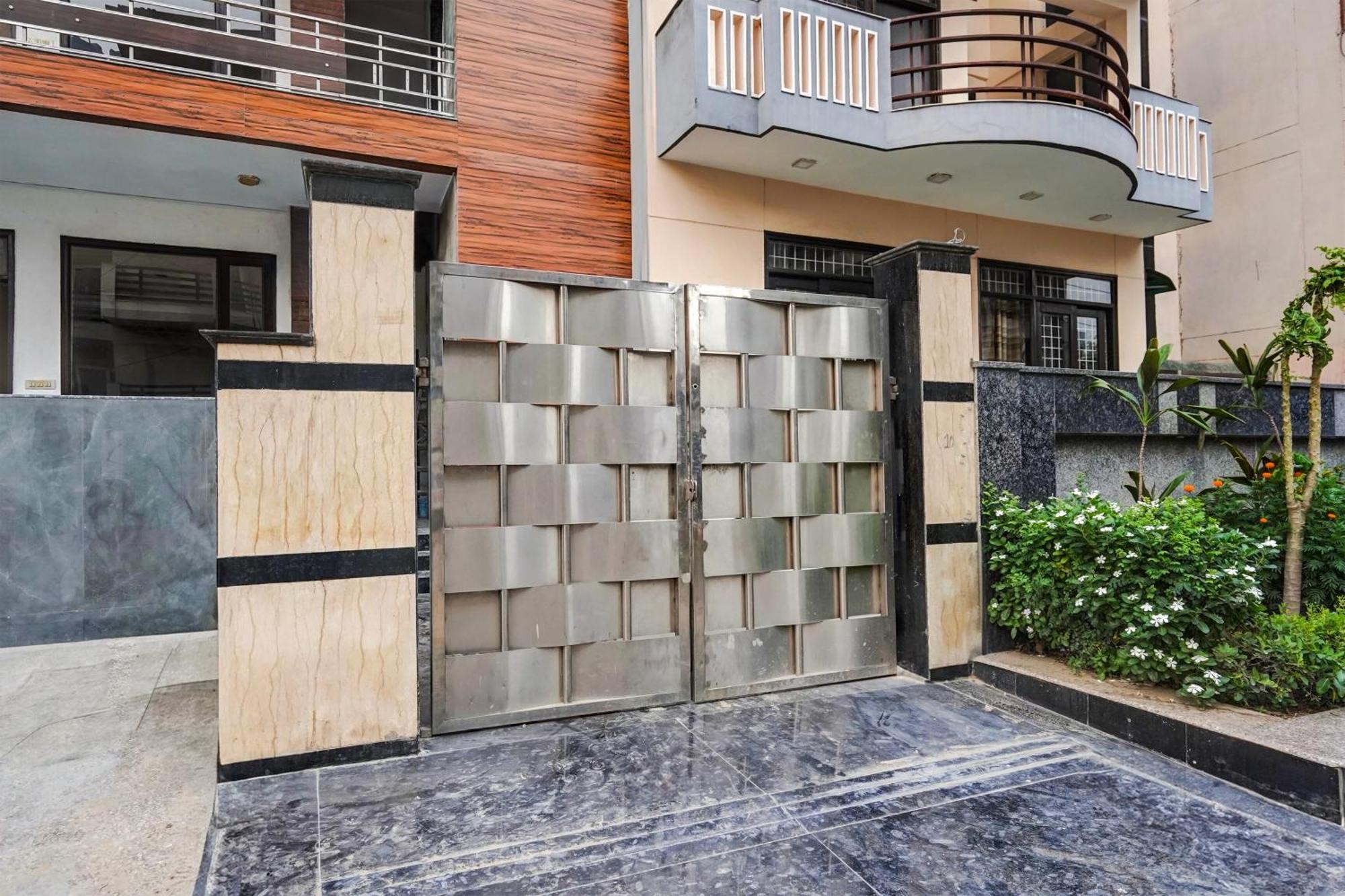 גורגאון Townhouse Delight Inn מראה חיצוני תמונה
